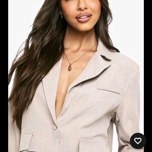 Boohoo Women's Beige Blazer